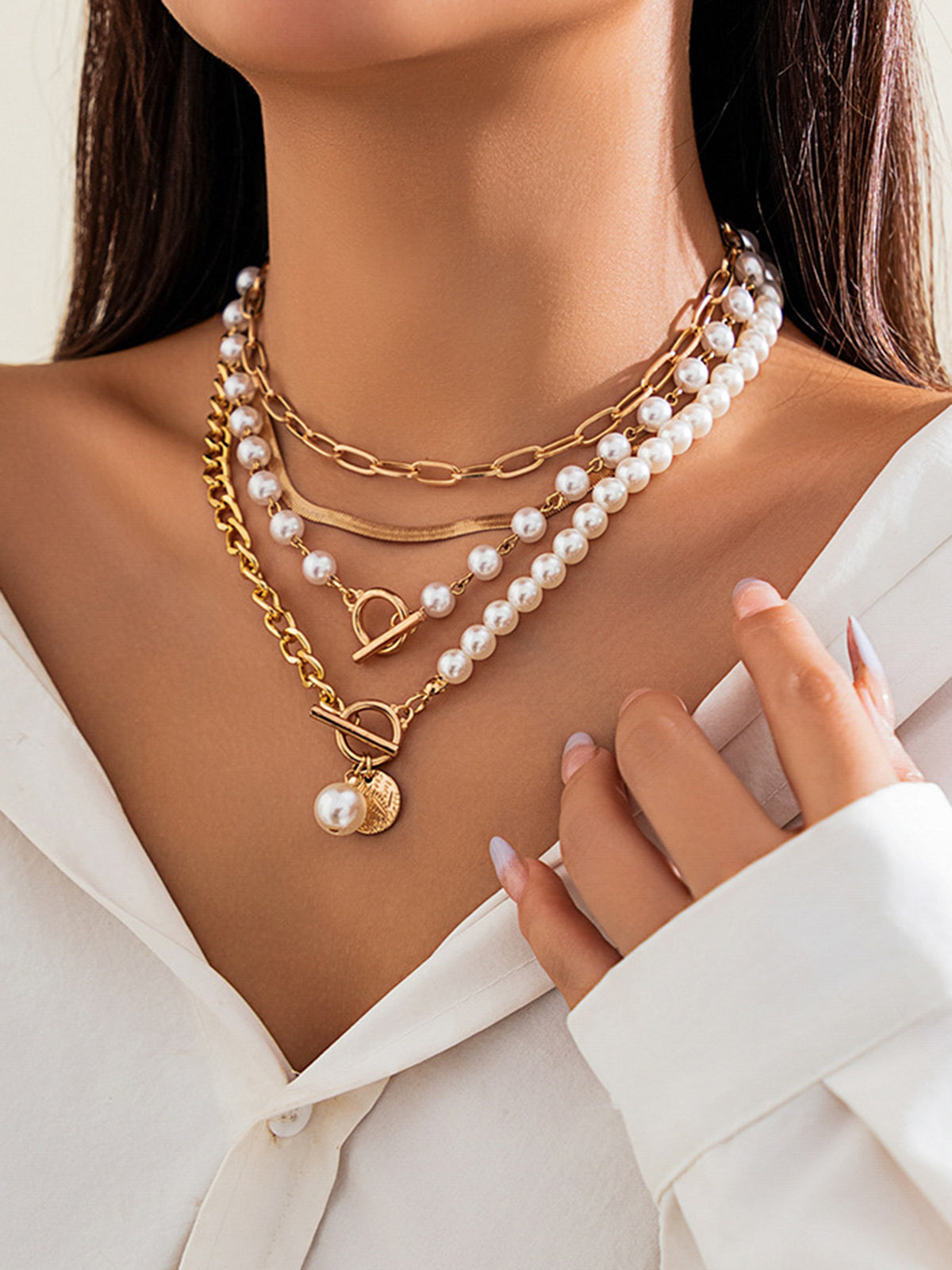 ALUBIA | Collar en capas