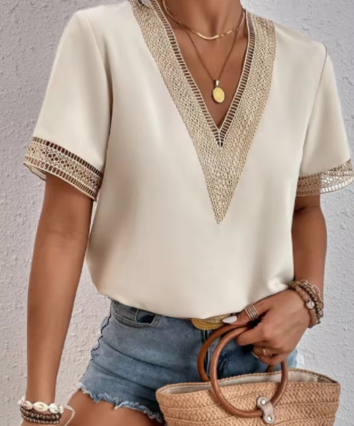 INES | Blusa con encaje delicado